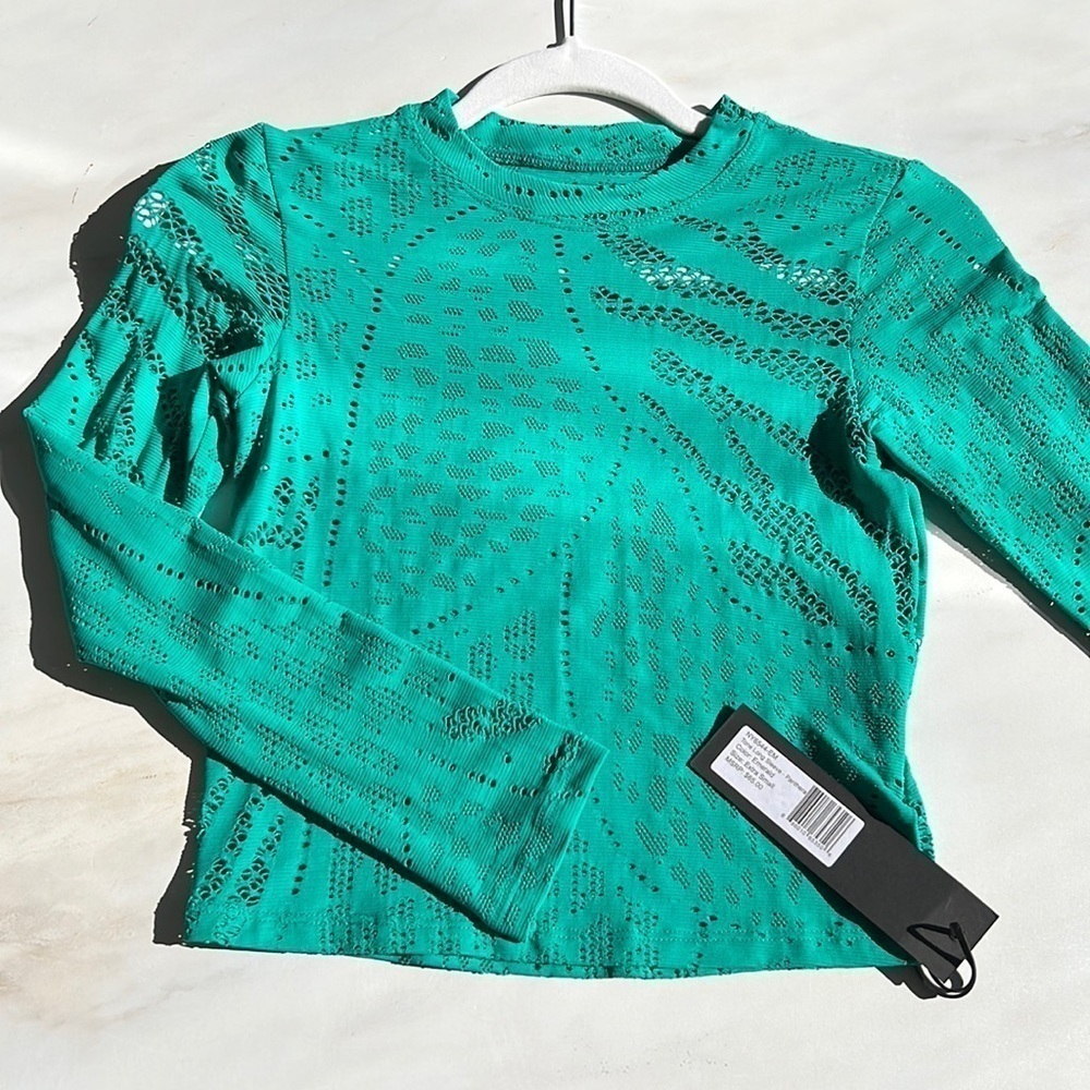 Noli Long Sleeve Panthers Top! (NWT)